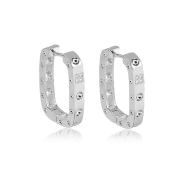 Brinco argola quadrada com detalhes G com banho de ródio branco