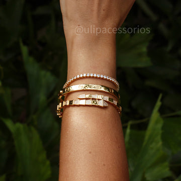 Pulseira dourada bracelete escamas snake cravejado e liso