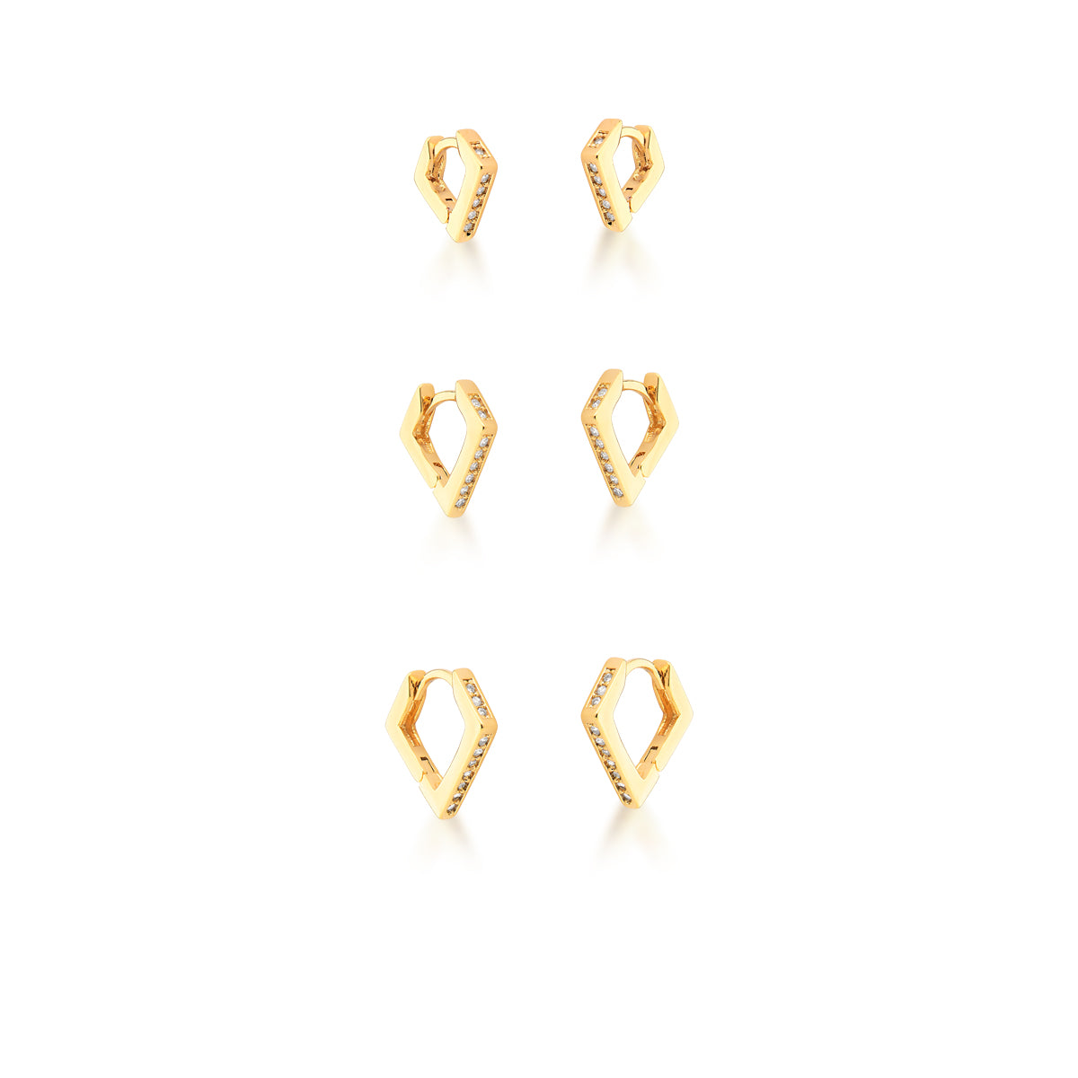Brinco dourado trio argola losango cravejada