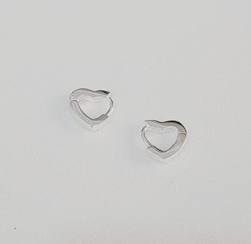Brinco argolinha coração liso PP prata 925