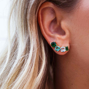 Brinco ear cuff dourado quadrados tons verde e azul