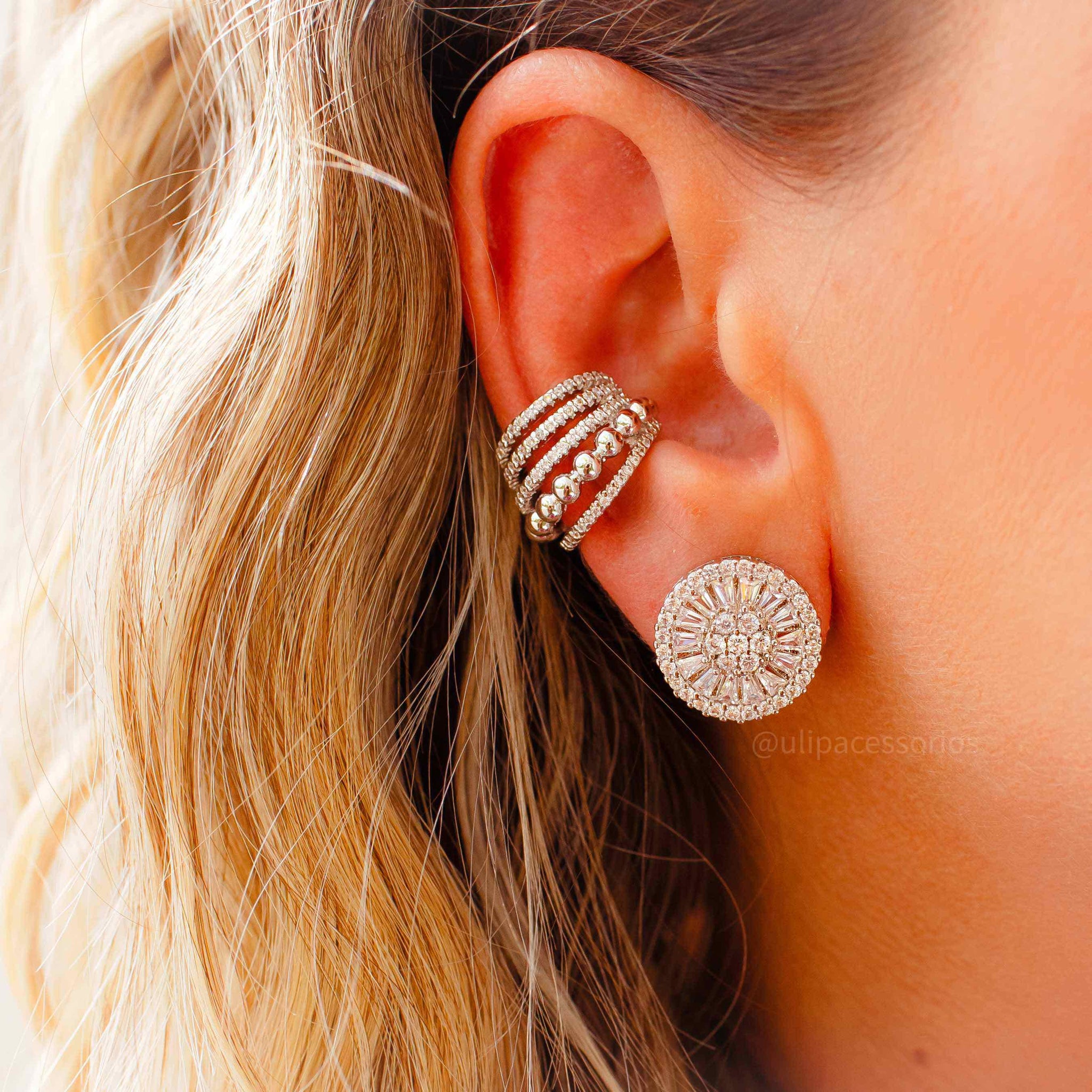 Brinco pizza G navetes com banho de ródio branco