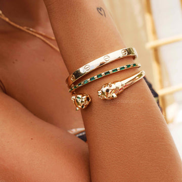 Pulseira bracelete baguetes esmeralda fino dourada