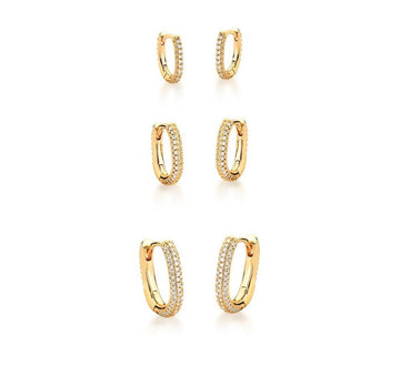 Brinco argola M oval cravejada