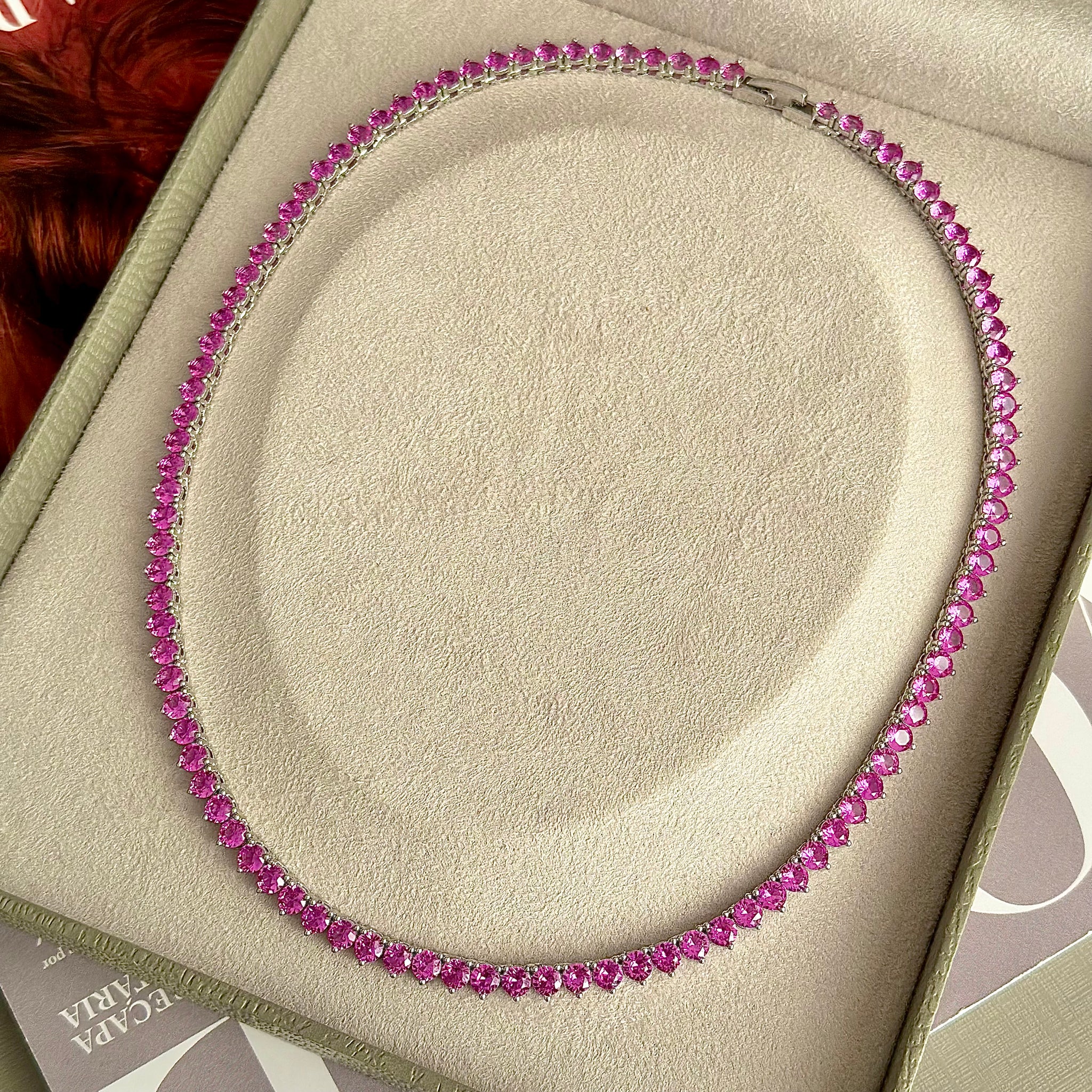 Colar riviera PINK trama rígida 3 garras de 4mm  em ródio branco 42cm