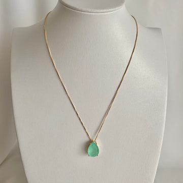 Colar gota esmeralda colombiana G dourado